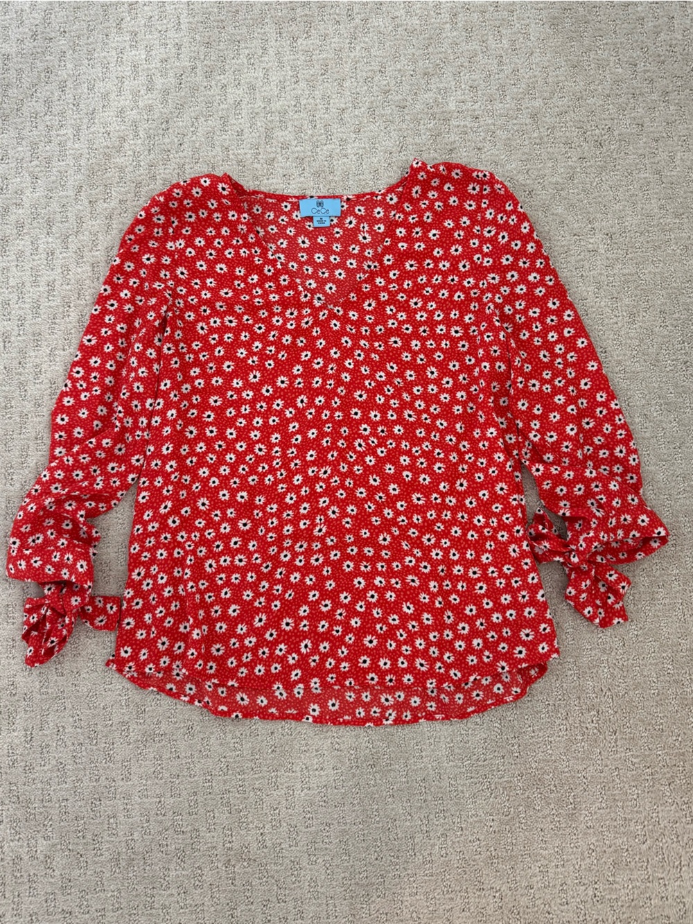 CeCe Red Daisy Tie-Sleeve Blouse